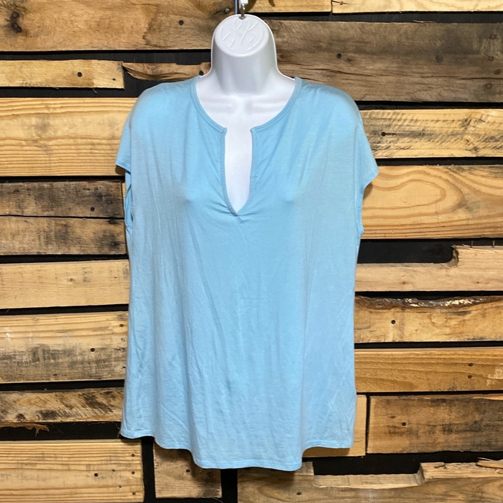 NYDJ Blue Tencel V-Neck Relaxed Fit Top Size Medium